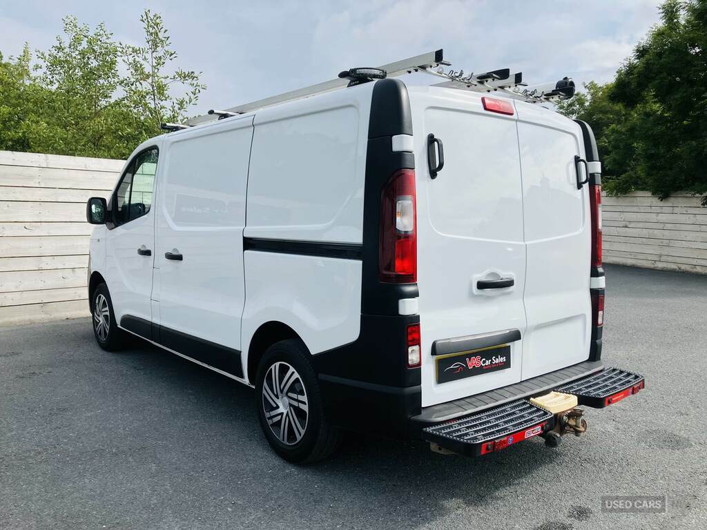 Vauxhall Vivaro 1.6 Cdti 2700 Biturbo Ecoflex Sportive Panel Van 5 Silver #4