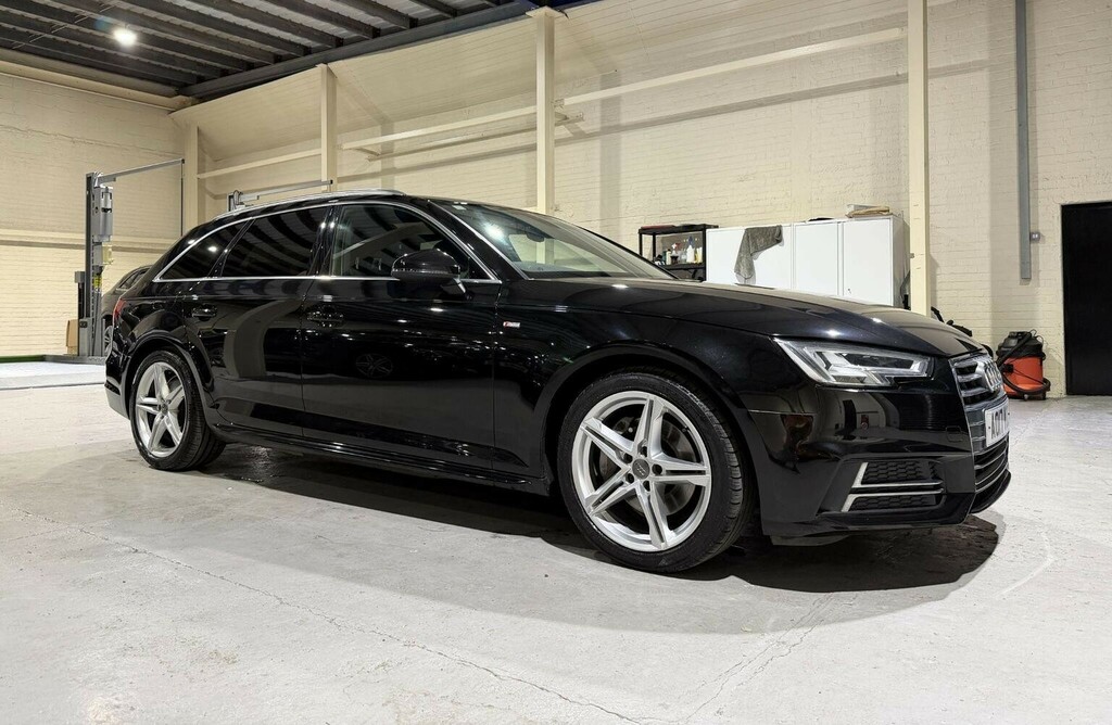 Audi A4 Avant 2.0 Tdi Ultra S Line S Tronic Euro 6 Ss Black