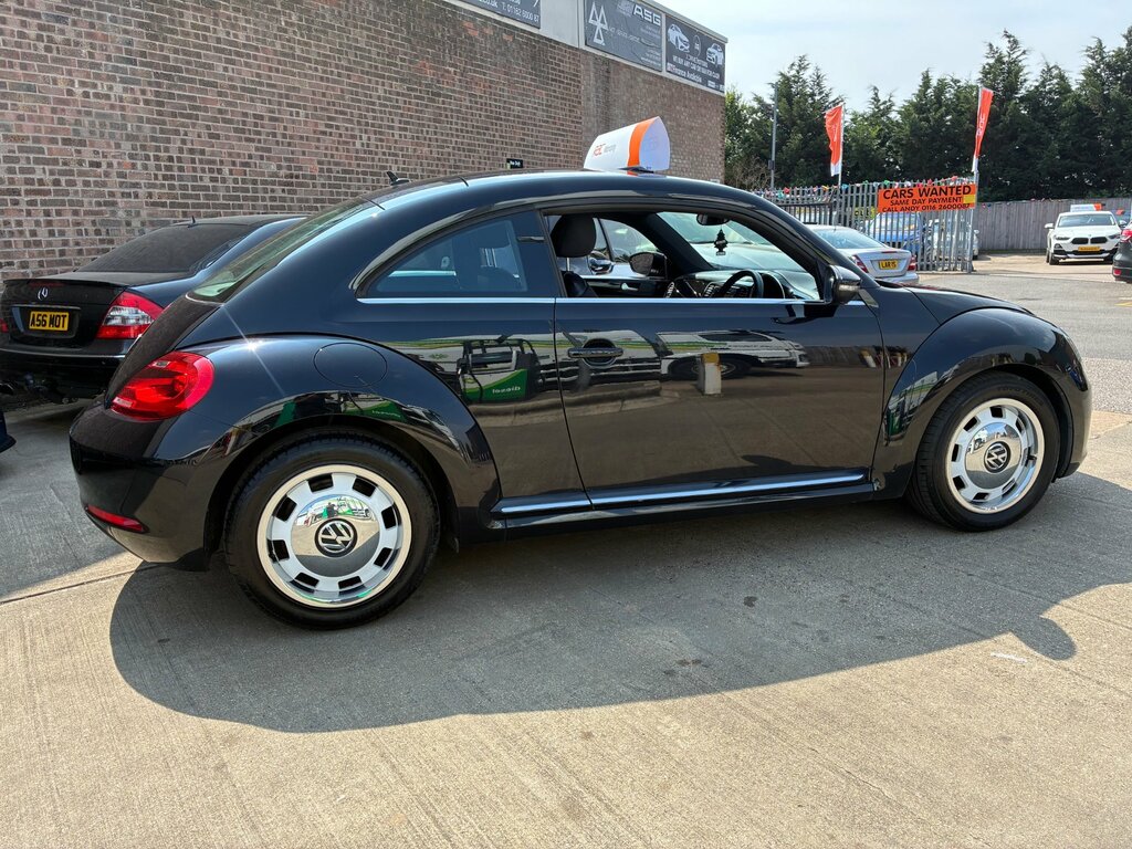 Volkswagen Beetle 1.6 Tdi Bluemotion Tech Design White #12