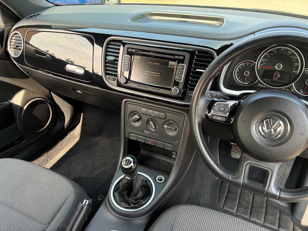 Volkswagen Beetle 1.6 Tdi Bluemotion Tech Design White #8