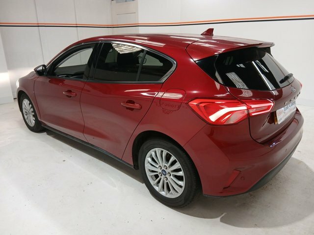 Ford Focus 1.0T Ecoboost Titanium Hatchback SO68FXP Red #4