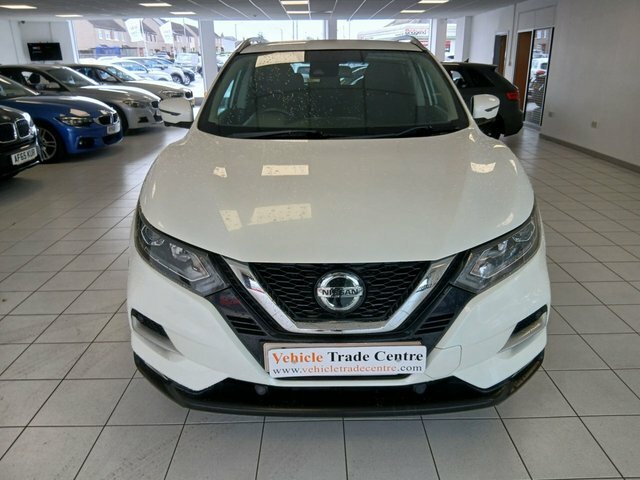 Nissan Qashqai 1.3 Dig-t N-connecta Suv Euro 6 AP68UVW White #2