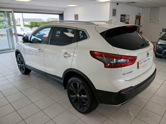 Nissan Qashqai 1.3 Dig-t N-connecta Suv Euro 6 AP68UVW White #5