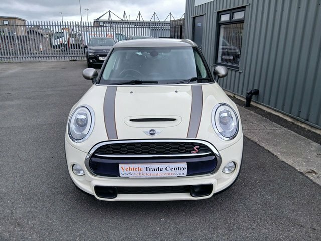 Mini Hatch 2.0 Cooper S Seven Hatchback Eur White #2