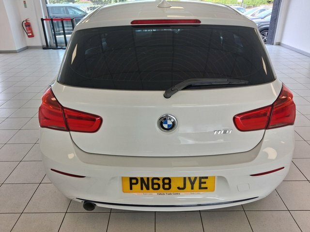 BMW 1 Series 1.5 118I Sport Hatchback Euro 6 PN68JYE White #5