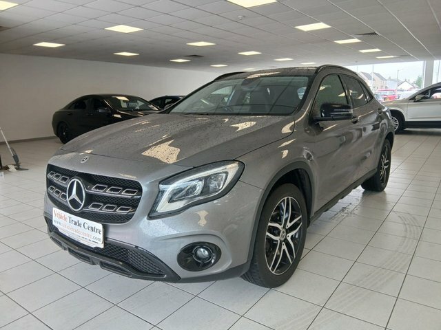 Mercedes-Benz GLA Class 1.6 Gla180 Urban Edition Suv Eur GV68HRZ Grey #3