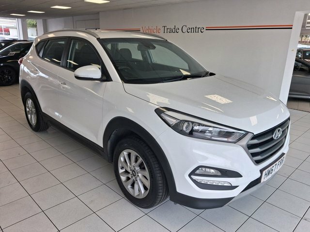 Hyundai Tucson 1.6 Gdi Blue Drive Se Nav Suv Eu White