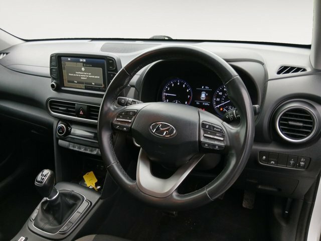 Hyundai Kona 1.0 T-gdi Blue Drive Premium Suv CK68XUO White #3