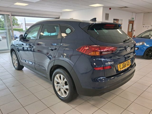 Hyundai Tucson 1.6 Gdi Se Nav Suv Euro 6 S S EJ68VOK Blue #4