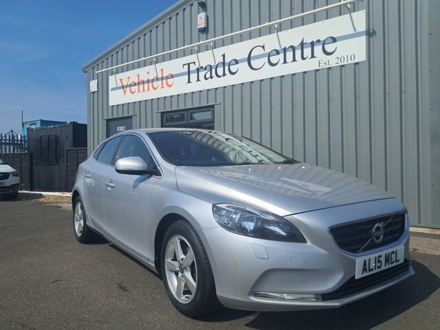 Volvo V40 1.6 D2 Se Nav Hatchback Euro 5 Silver
