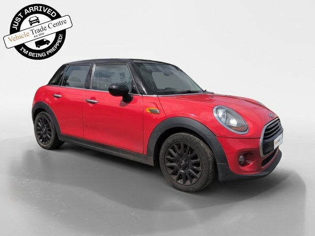 Mini Hatch 1.5 Cooper Hatchback Euro 6 S S SC67ZKP Red