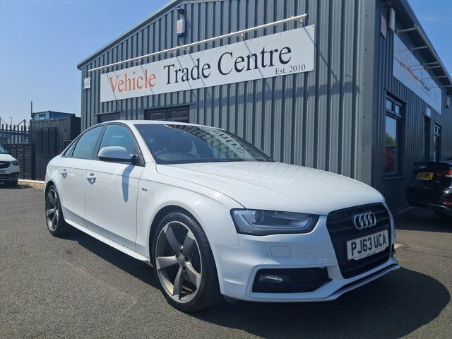 Audi A4 2.0 Tdi Black Edition Saloon Eur Black