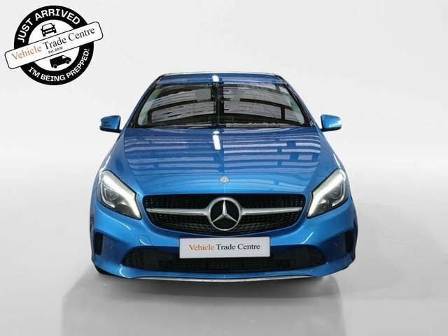Mercedes-Benz A Class 2.1 A200d Sport Premium Hatchback 7G- Blue