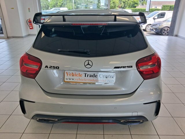Mercedes-Benz A Class 2.0 A250 Amg Premium Hatchback 7G-dct Silver #4