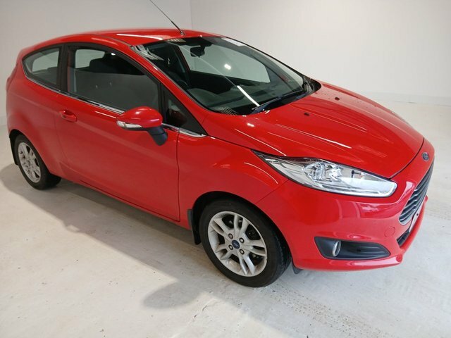 Ford Fiesta 1.0T Ecoboost Zetec Hatchback Eu Red