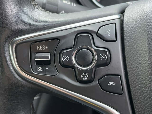Vauxhall Insignia Cdti Biturbo Sri VX White #14