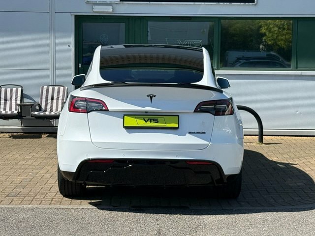 Tesla Model Y 2022 Dual Motor Long Range Suv White #6