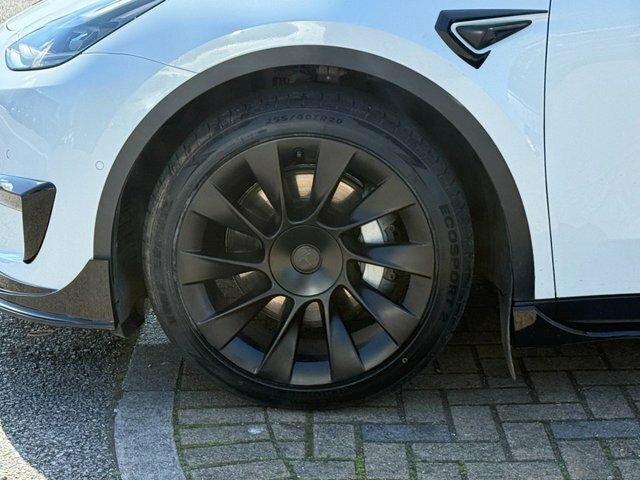 Tesla Model Y 2022 Dual Motor Long Range Suv White #5
