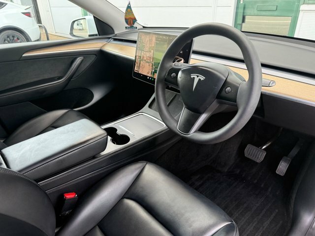 Tesla Model Y 2022 Dual Motor Long Range Suv AJ22NHX White #2