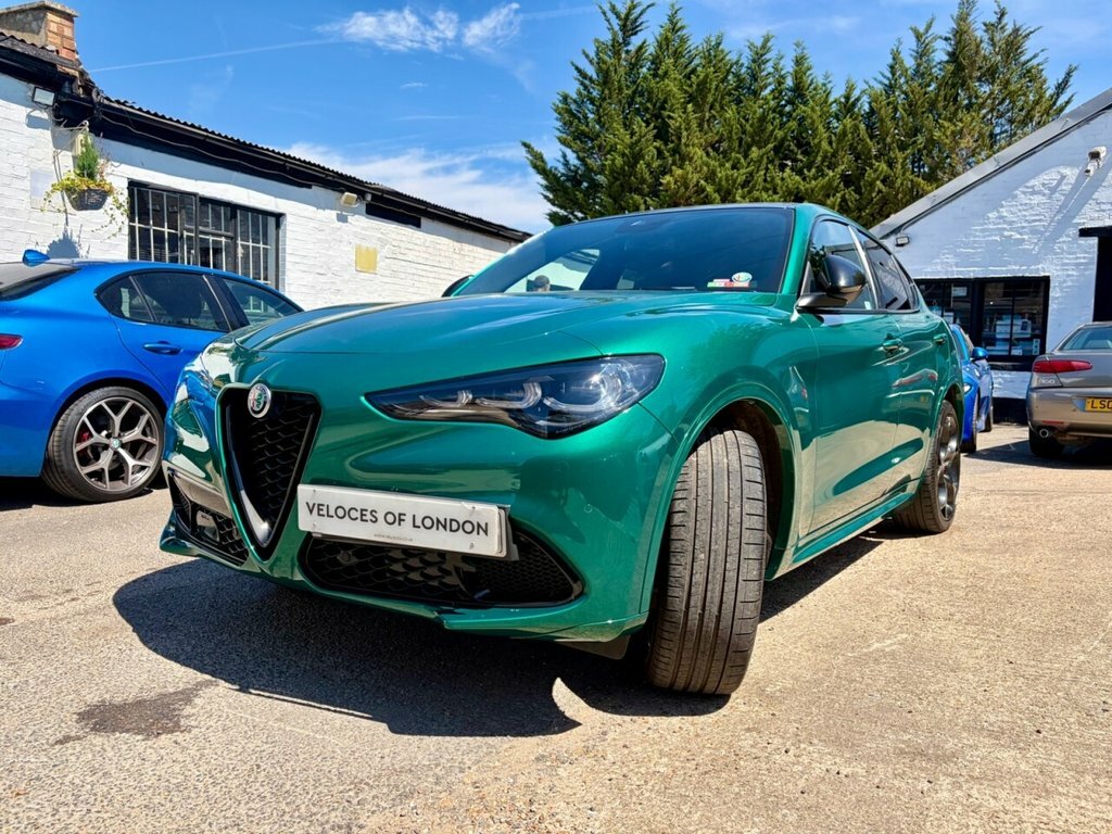 Alfa Romeo Stelvio 2L Tributo Italiano Green #4