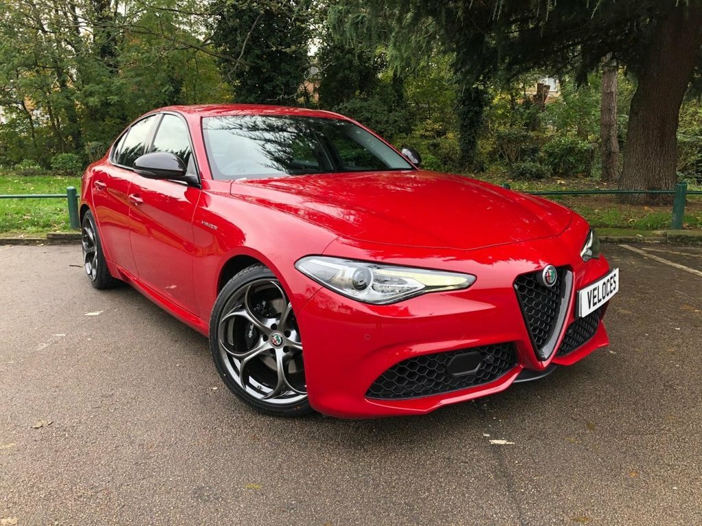 Alfa Romeo Giulia 2L Tb Veloce Red