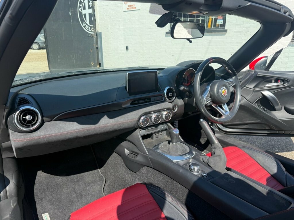 Abarth 124 Spider 1.4L Null Red #30