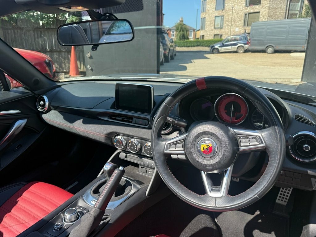 Abarth 124 Spider 1.4L Null Red #31
