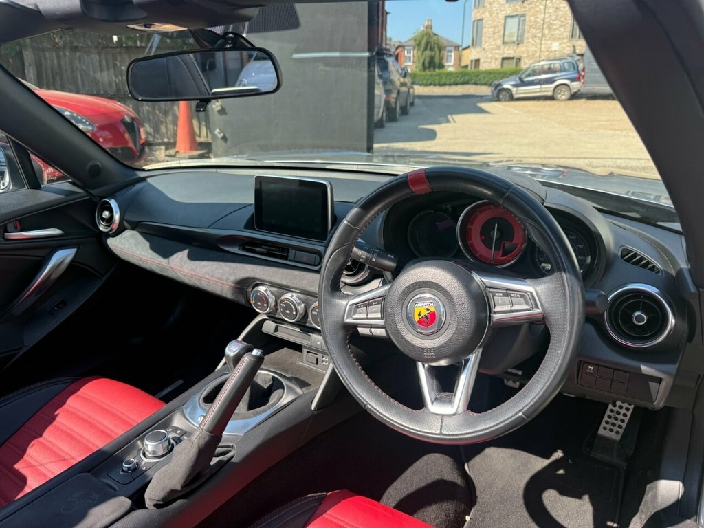 Abarth 124 Spider 1.4L Null Red #32
