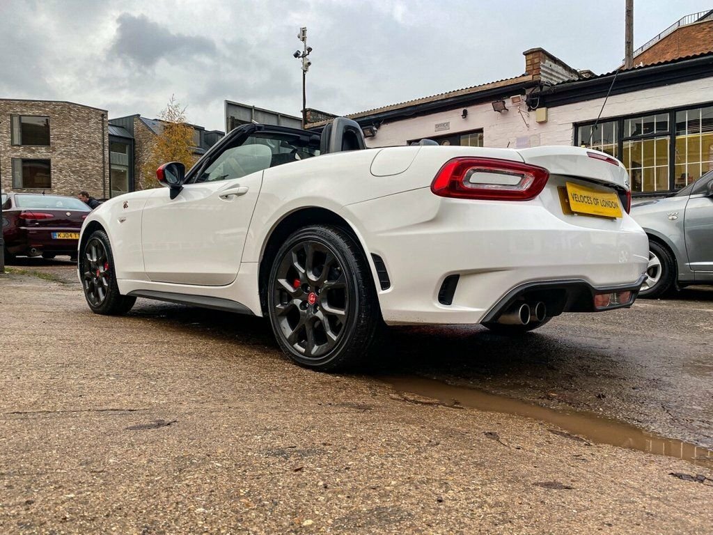 Abarth 124 Spider Multiair White #28