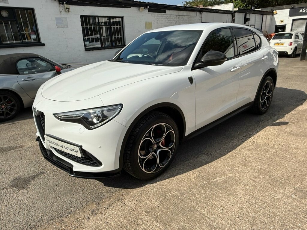 Alfa Romeo Stelvio 2L Ti White #4