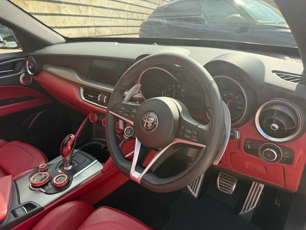 Alfa Romeo Stelvio 2L Milano Edizione Grey #2