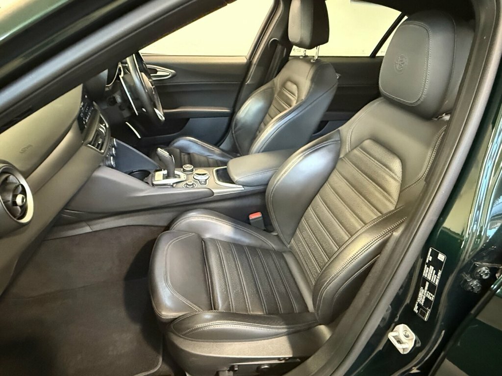 Alfa Romeo Giulia 2.0 Turbo Veloce White #14