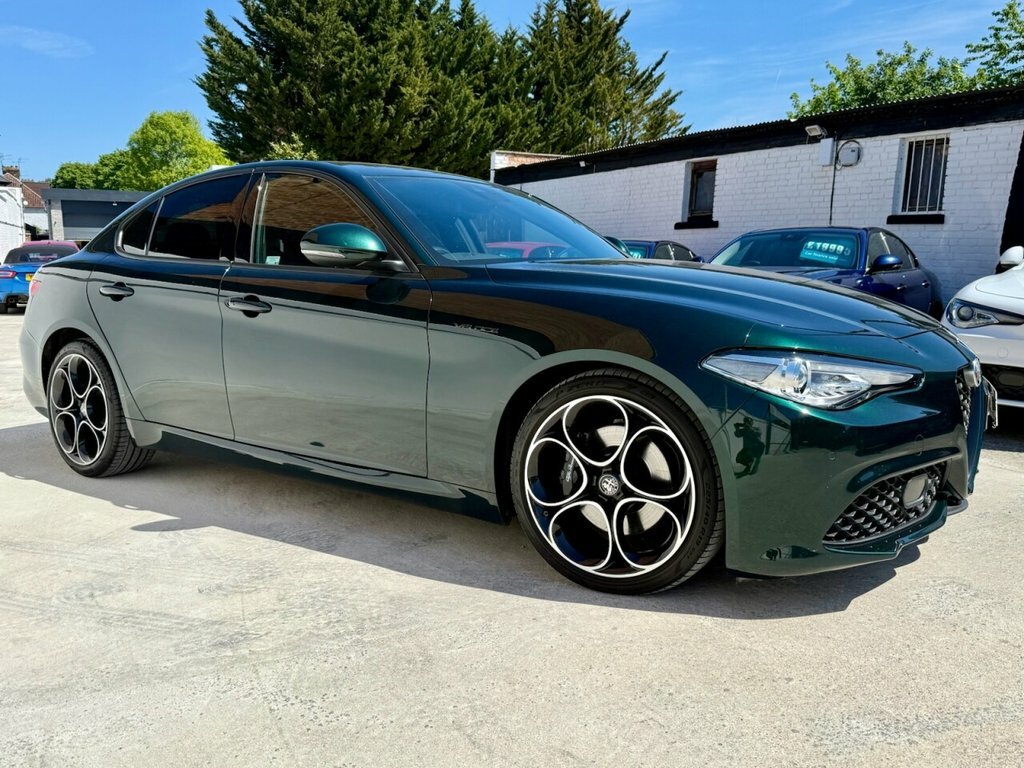 Alfa Romeo Giulia 2L Tb Veloce Green