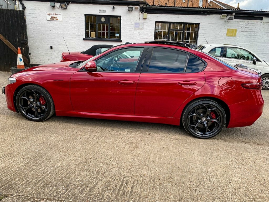 Alfa Romeo Giulia 2L Tb Veloce Red #5