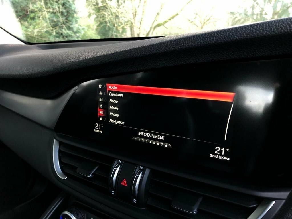 Alfa Romeo Giulia 2.0 Tb Veloce 277 Bhp Blue #22