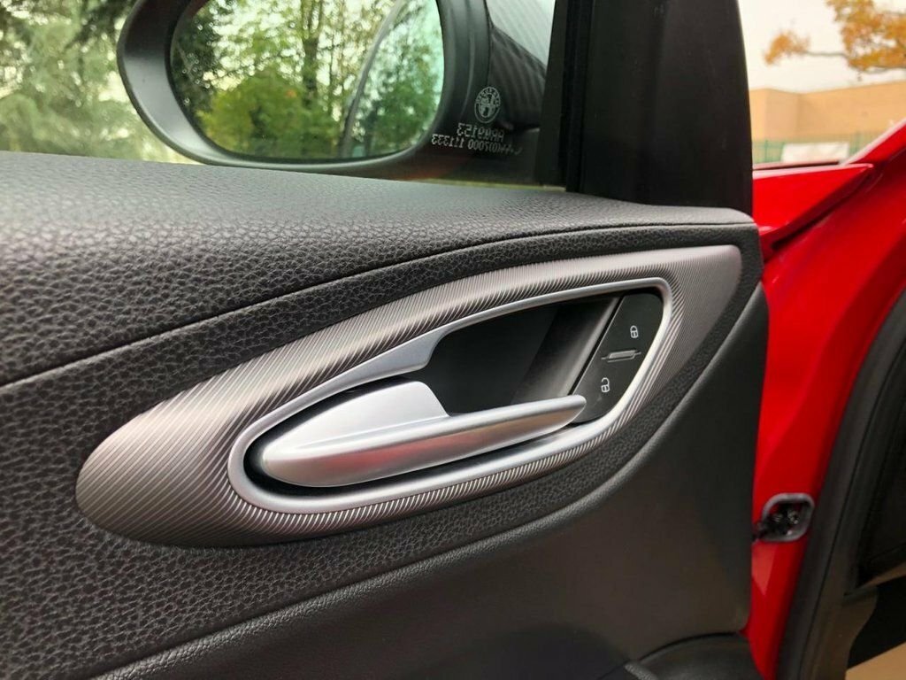 Alfa Romeo Giulia 2.0 Tb Veloce 277 Bhp Blue #13