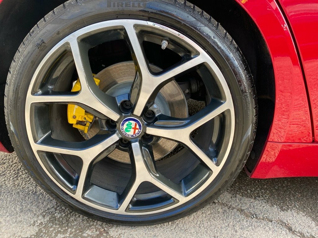 Alfa Romeo Giulia 2.0 Tb Veloce 277 Bhp Blue #32