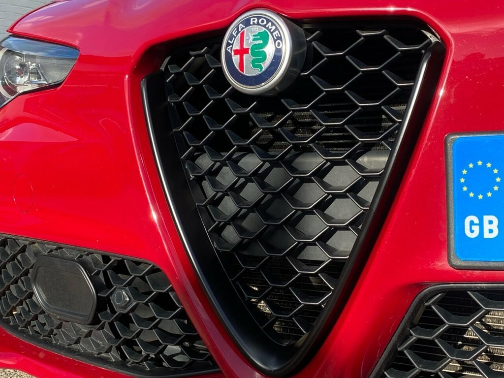 Alfa Romeo Giulia 2.0 Tb Veloce 277 Bhp Blue #46