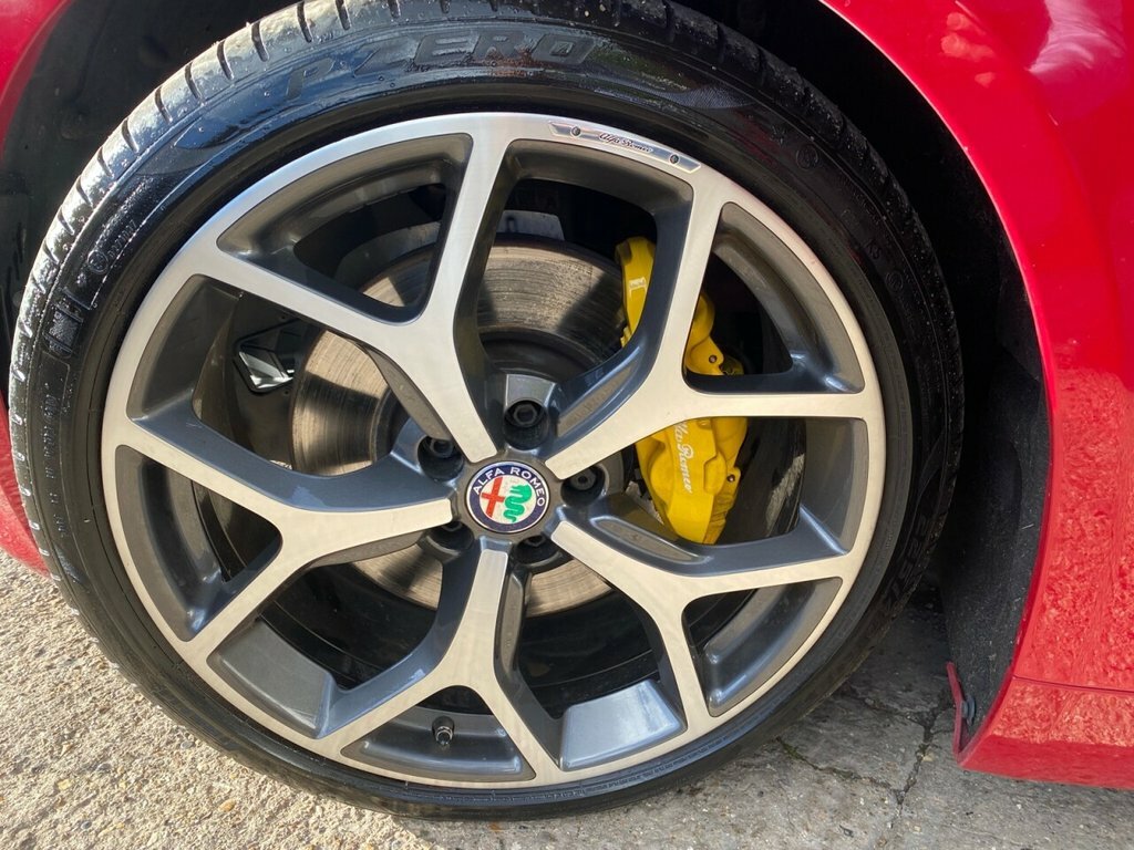 Alfa Romeo Giulia 2.0 Tb Veloce 277 Bhp Blue #47