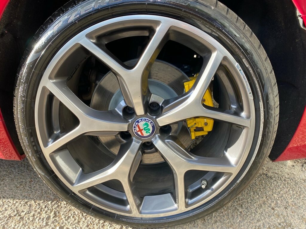 Alfa Romeo Giulia 2.0 Tb Veloce 277 Bhp Blue #49