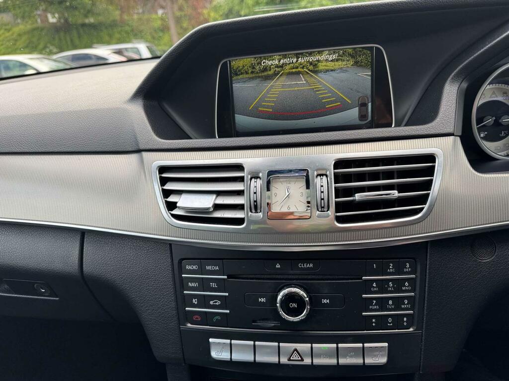 Mercedes-Benz E Class 2.1 E220 Bluetec #24