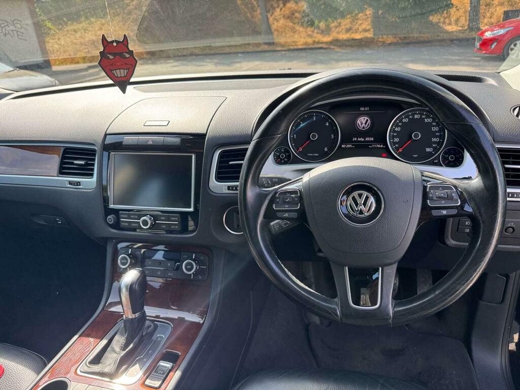 Volkswagen Touareg 3.0 Tdi Black #22