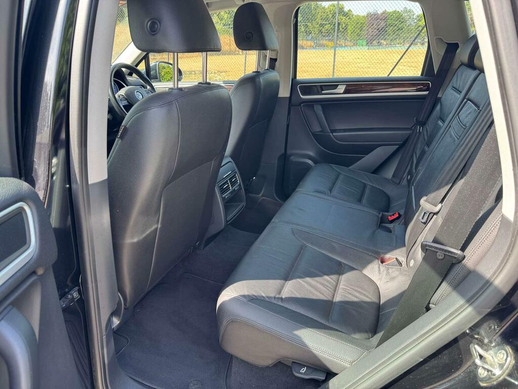 Volkswagen Touareg 3.0 Tdi Black #31
