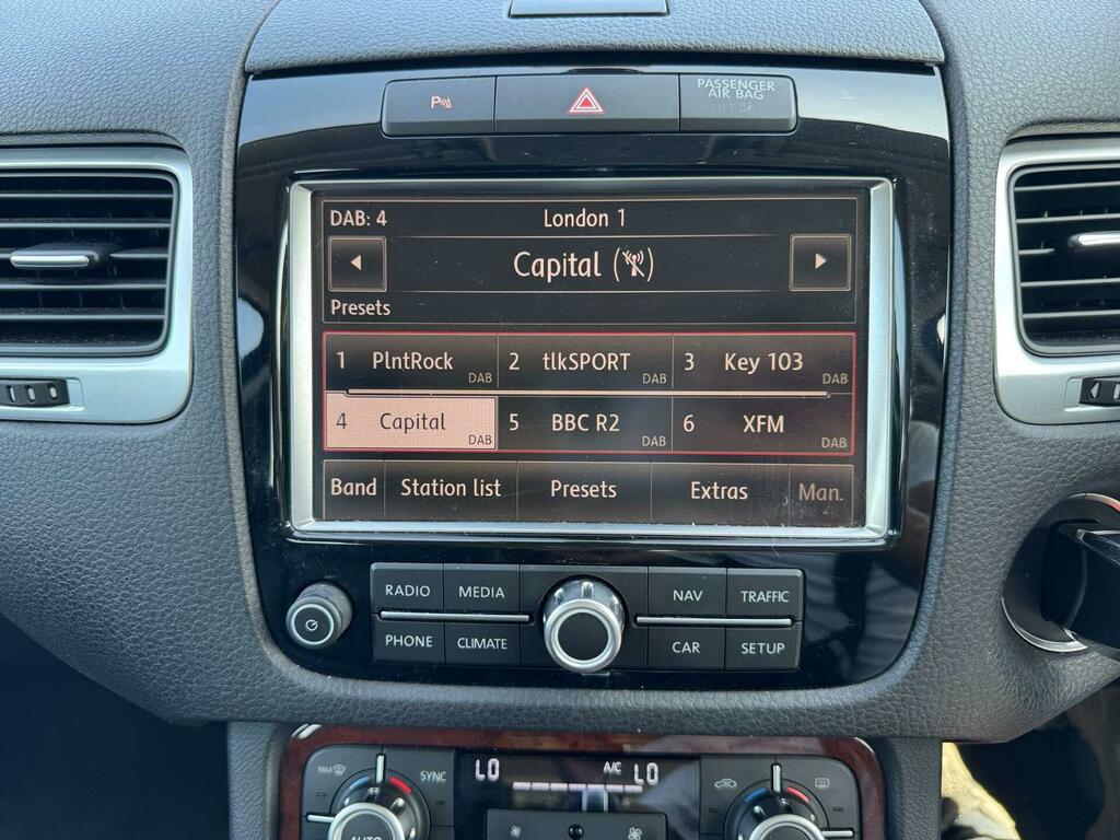 Volkswagen Touareg 3.0 Tdi Black #36