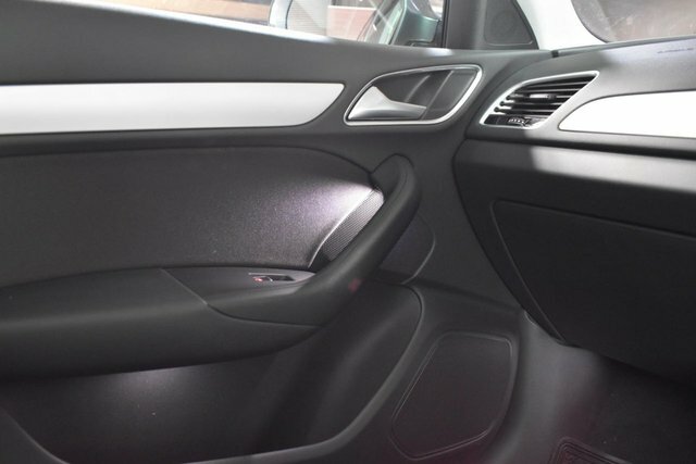 Audi Q3 2.0 Tdi 184 Quattro S Line Edition  #28