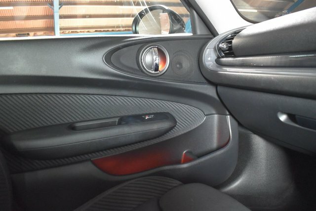 Mini Clubman Cooper Black #21