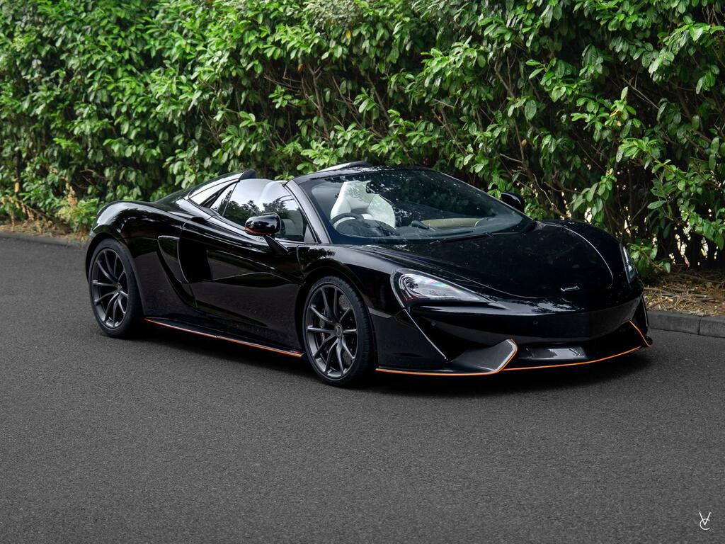 McLaren 570S Black Black
