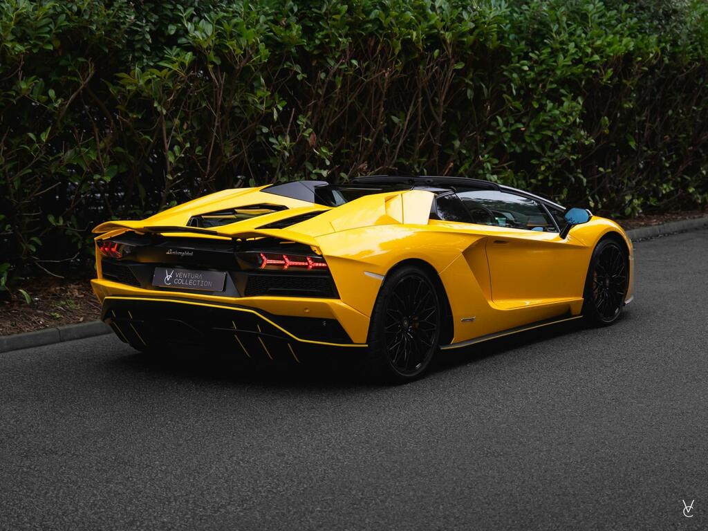 Lamborghini Aventador Yellow Yellow #6