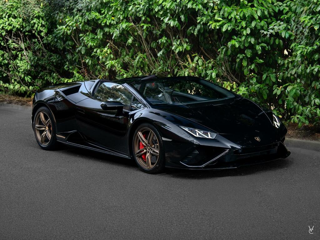 Lamborghini Huracan Black Black