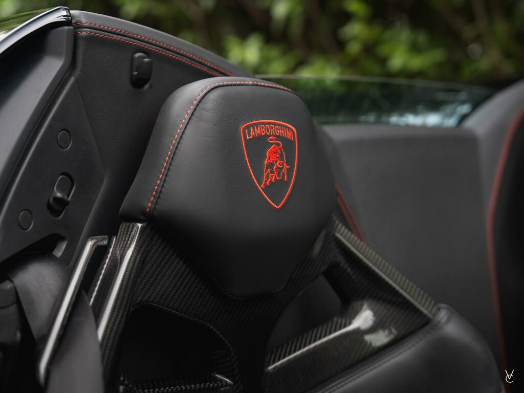 Lamborghini Huracan Evo  #27